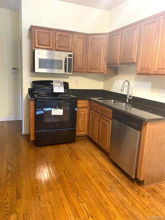 1638 E LAKEVIEW Lane, Canton, MI 48187 — Photo 14