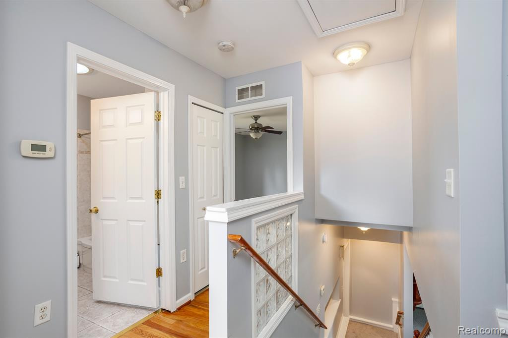 44050 STASSEN Avenue, Novi, MI — Photo 16