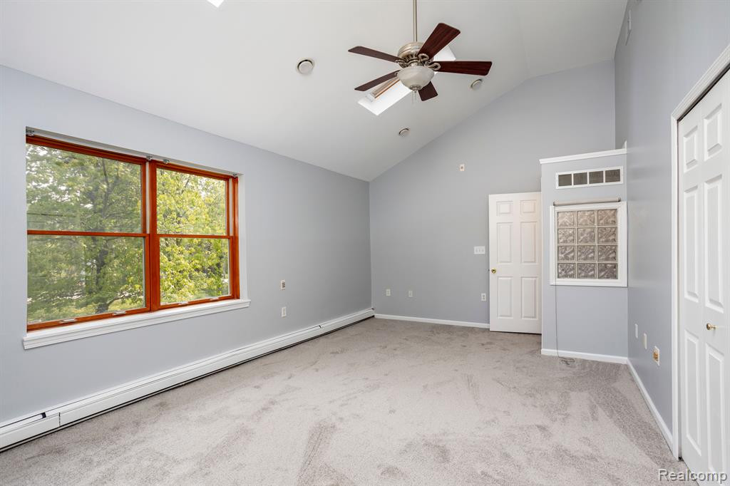44050 STASSEN Avenue, Novi, MI — Photo 18
