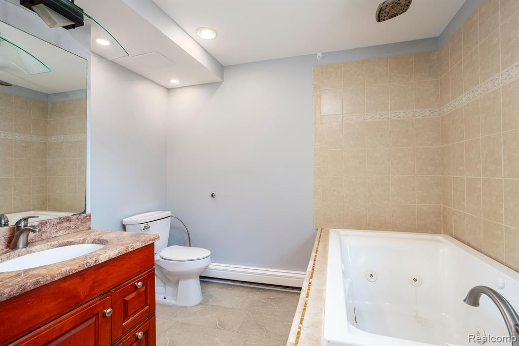 44050 STASSEN Avenue, Novi, MI — Photo 26