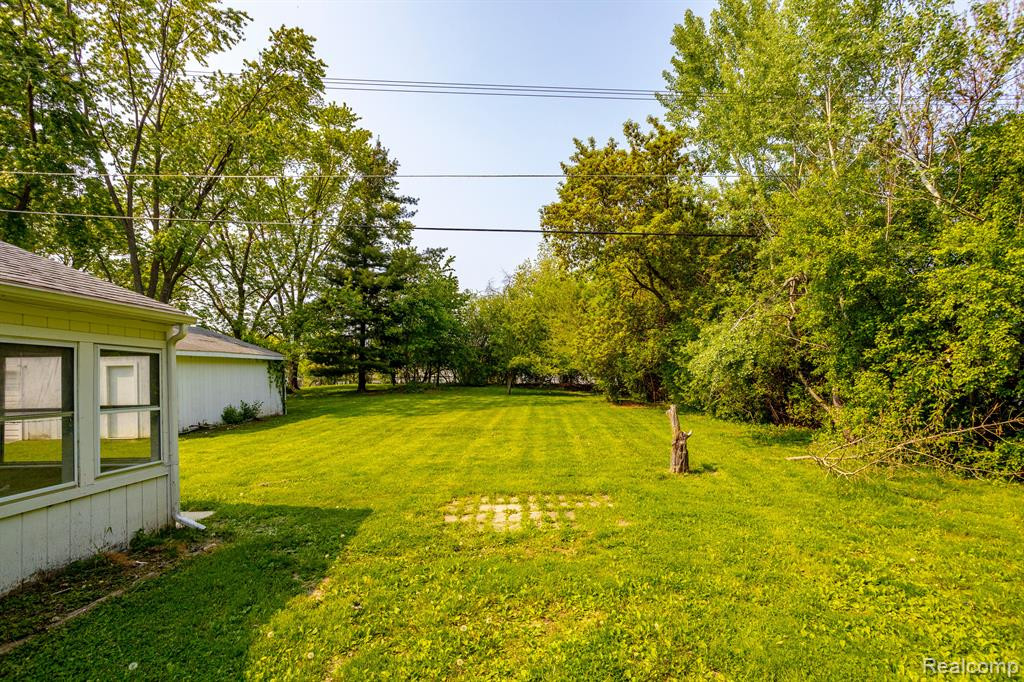 44050 STASSEN Avenue, Novi, MI — Photo 32