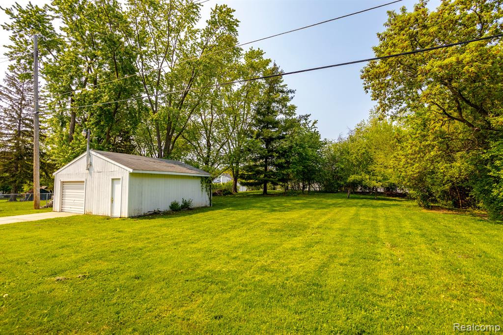 44050 STASSEN Avenue, Novi, MI — Photo 33