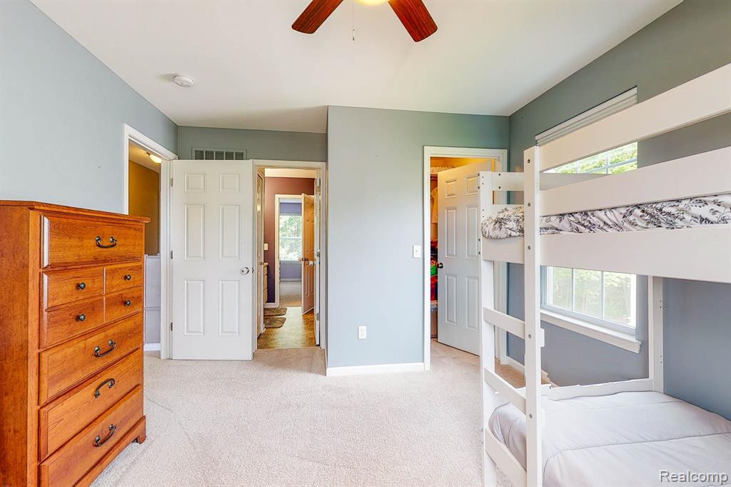 58097 SUNFLOWER Circle S, New Hudson, MI 48165 — Photo 30