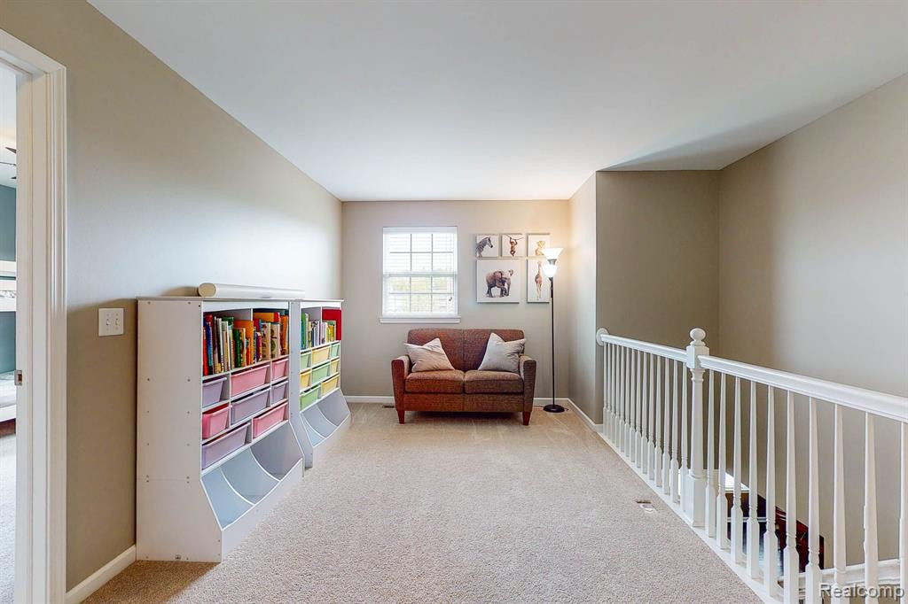 58097 SUNFLOWER Circle S, New Hudson, MI 48165 — Photo 33