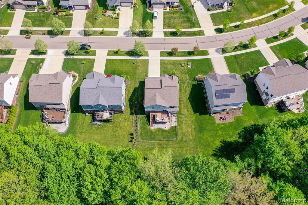 58097 SUNFLOWER Circle S, New Hudson, MI 48165 — Photo 58