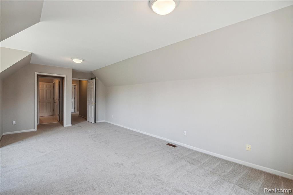 6469 KENNESAW Road, Canton, MI 48187 — Photo 35