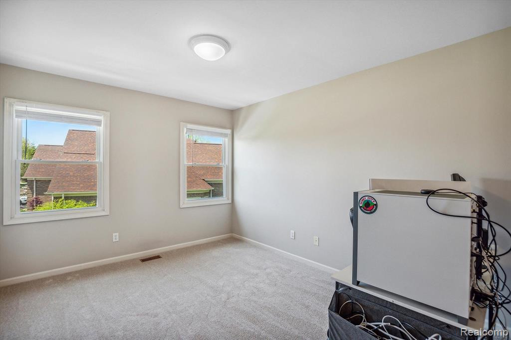 6469 KENNESAW Road, Canton, MI 48187 — Photo 40