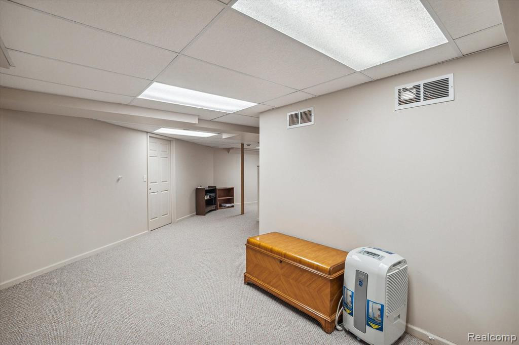 6469 KENNESAW Road, Canton, MI 48187 — Photo 53