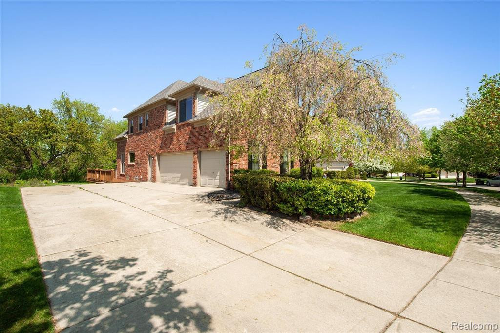 6469 KENNESAW Road, Canton, MI 48187 — Photo 67