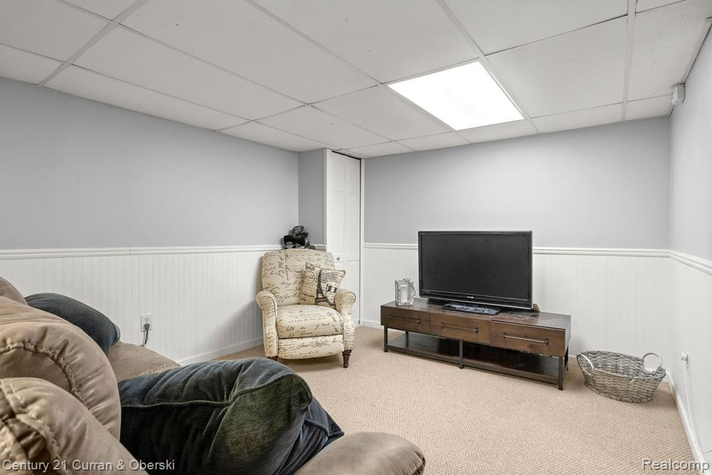 709 N EDISON Avenue, Royal Oak, MI 48067 — Photo 27