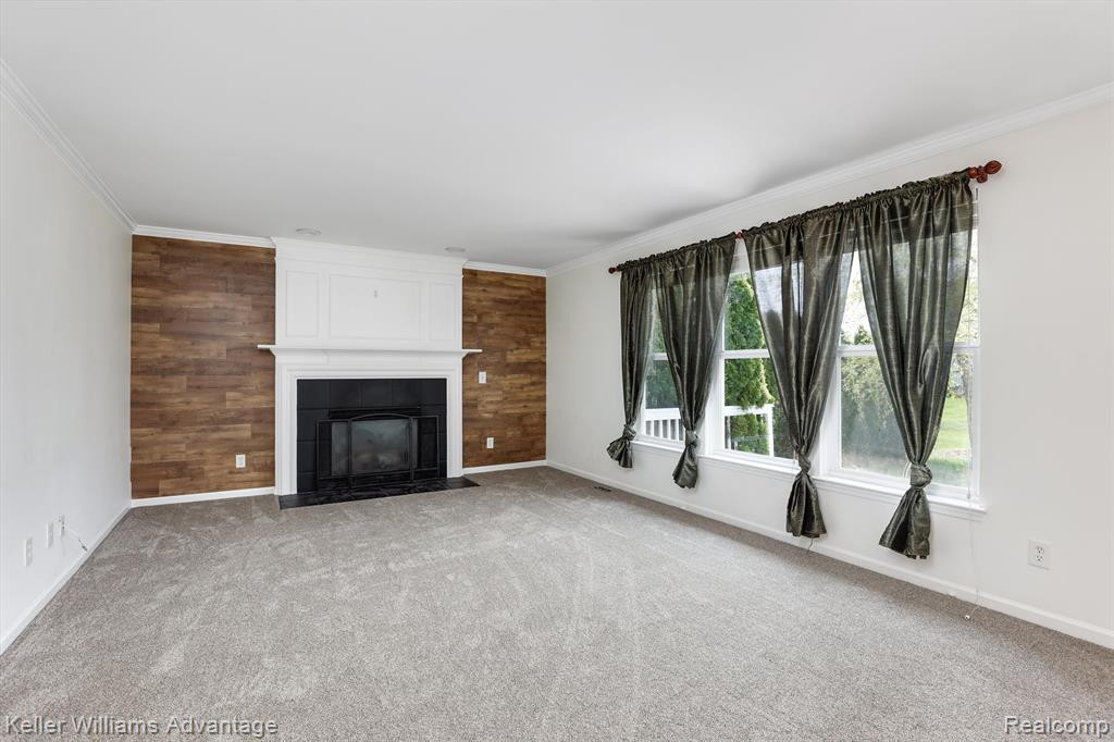 9734 RAVENSHIRE Drive, Ypsilanti, MI 48198 — Photo 11