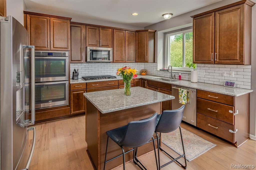 224 CUYAHOGA, South Lyon, MI 48178 — Photo 10