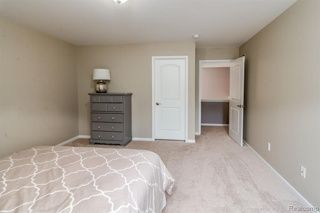 224 CUYAHOGA, South Lyon, MI 48178 — Photo 25
