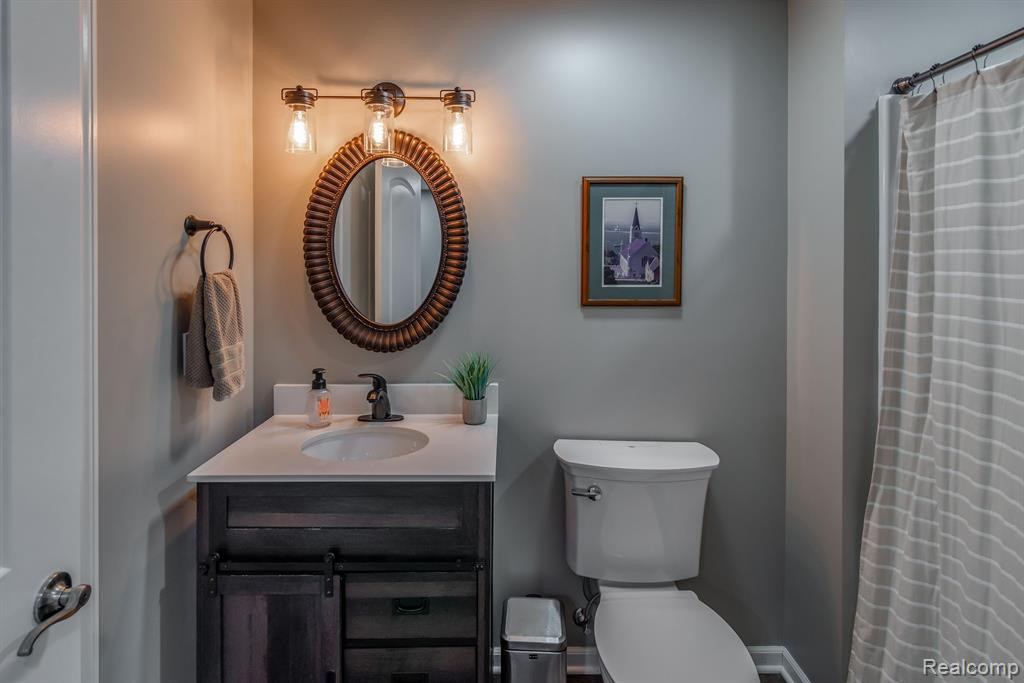 224 CUYAHOGA, South Lyon, MI 48178 — Photo 36