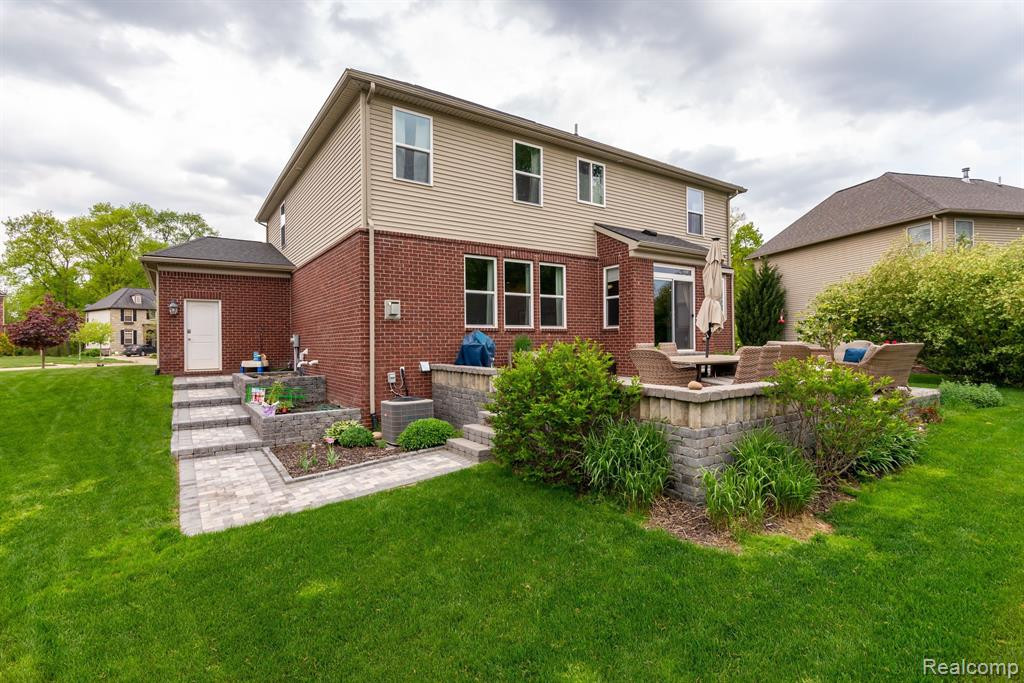 224 CUYAHOGA, South Lyon, MI 48178 — Photo 39