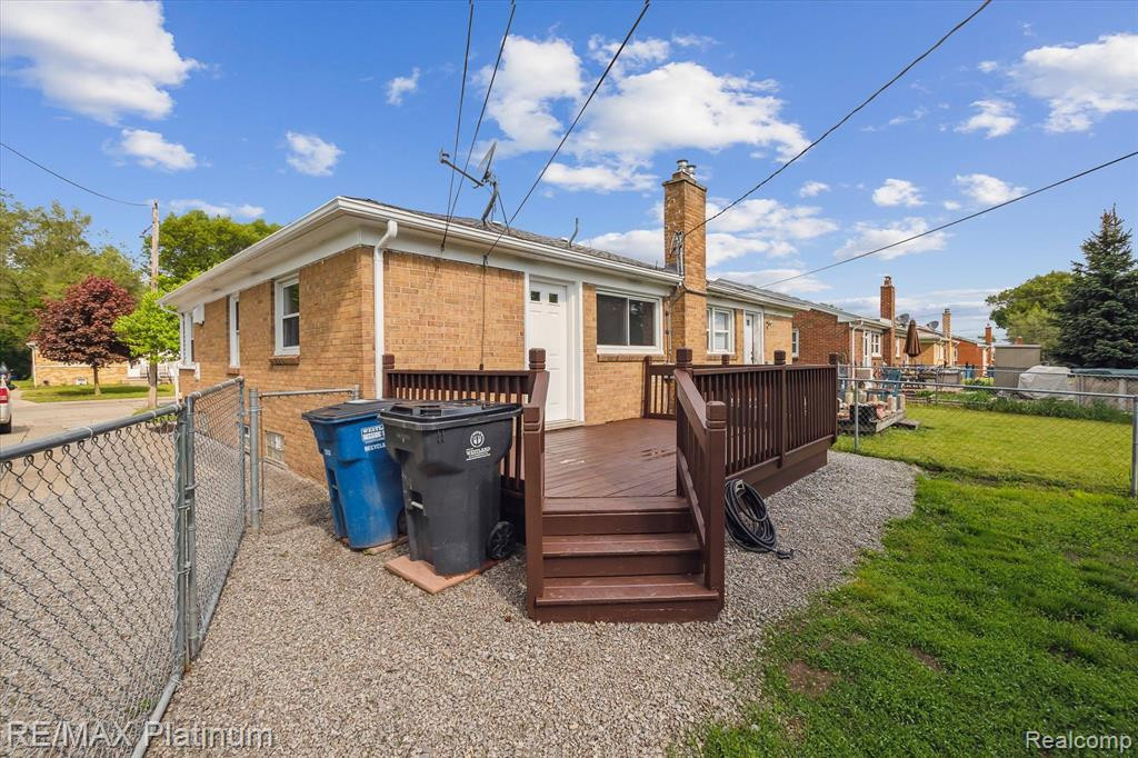 2395 STIEBER Street, Westland, MI 48186 — Photo 26