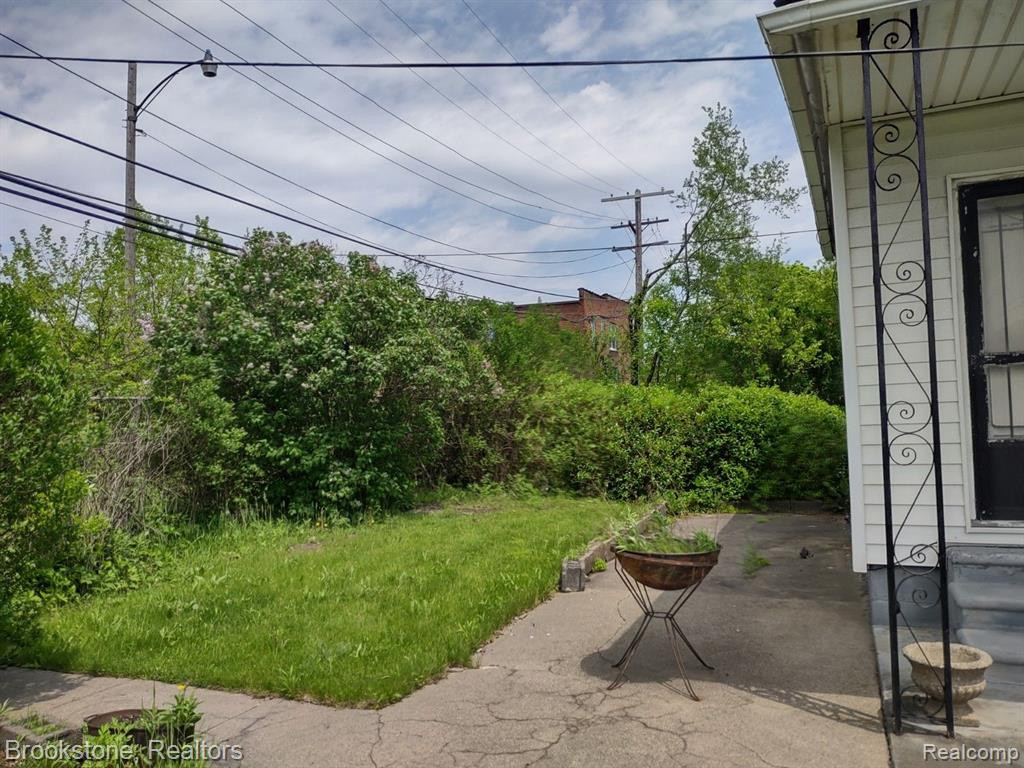 2147 Hale Street, Detroit, MI 48207 — Photo 5