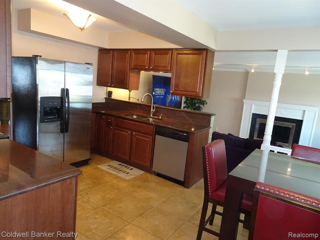 1544 ABERDEEN PL, Bloomfield Hills, MI 48304 — Photo 14
