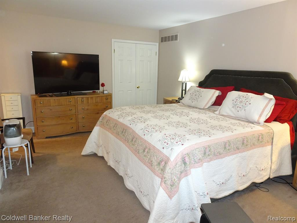 1544 ABERDEEN PL, Bloomfield Hills, MI 48304 — Photo 29