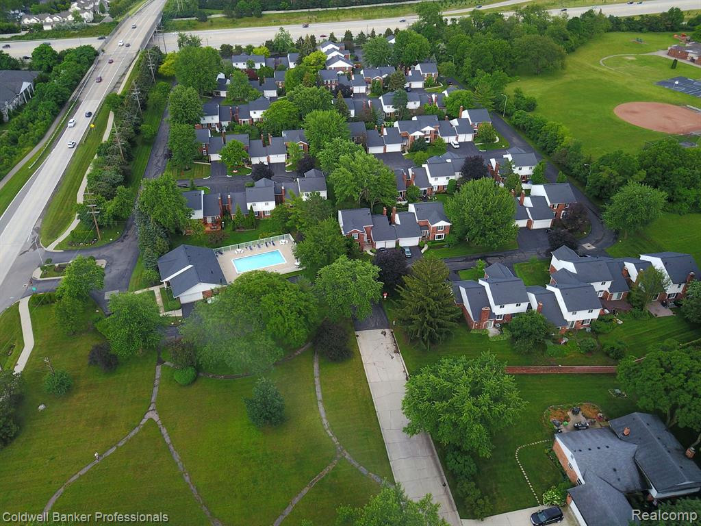 1544 ABERDEEN PL, Bloomfield Hills, MI 48304 — Photo 67