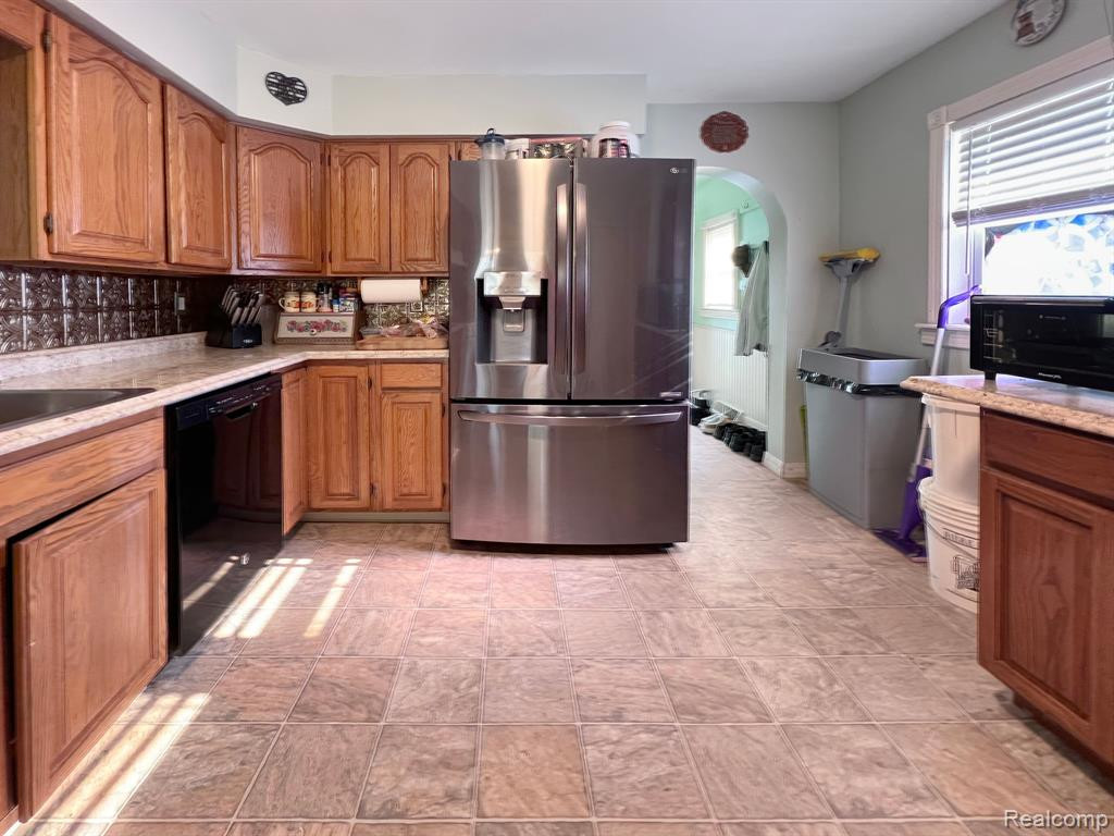 218 E STATE Street, Vernon, MI 48476 — Photo 6