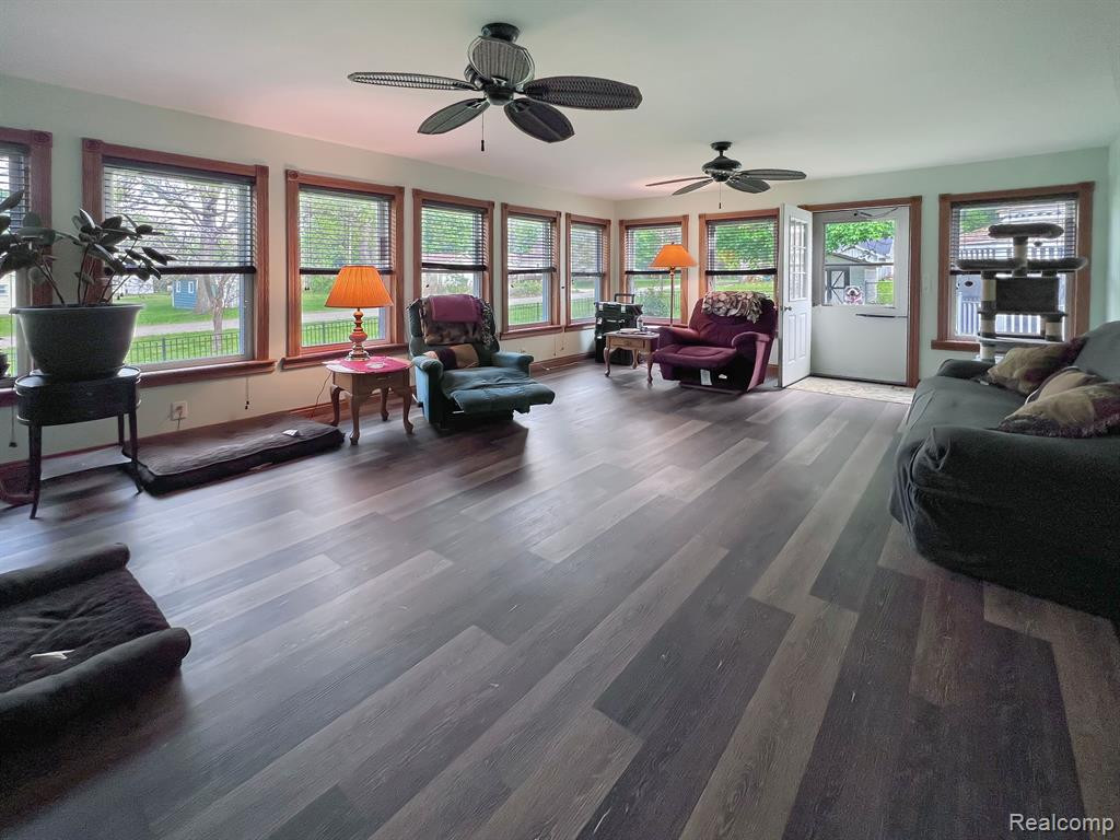 218 E STATE Street, Vernon, MI 48476 — Photo 9