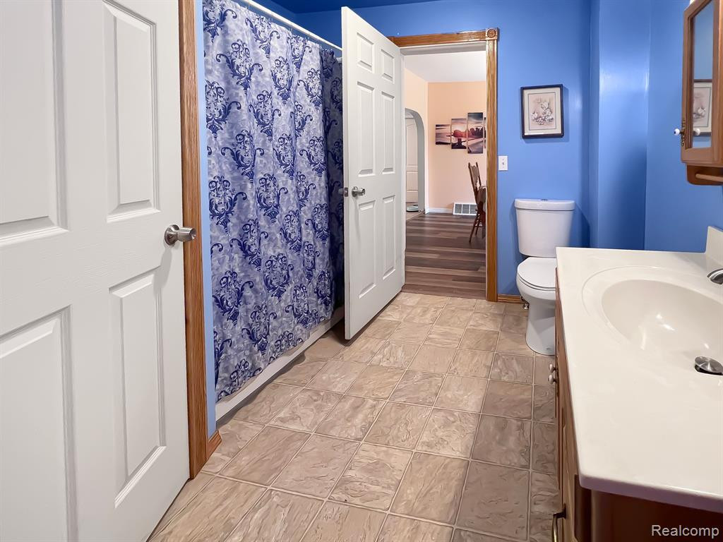 218 E STATE Street, Vernon, MI 48476 — Photo 13