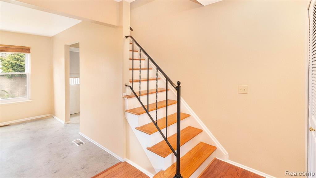 2763 PAGE Avenue, Ann Arbor, MI 48104 — Photo 8