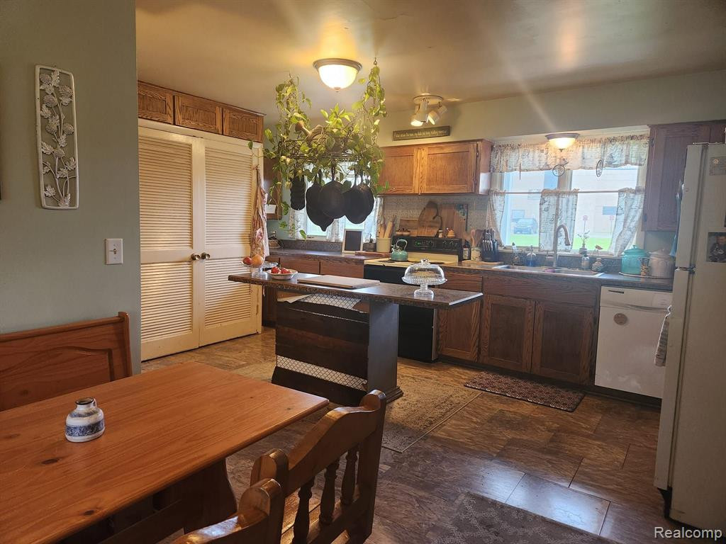 4661 HOSPITAL Drive, Cass City, MI 48726 — Photo 3