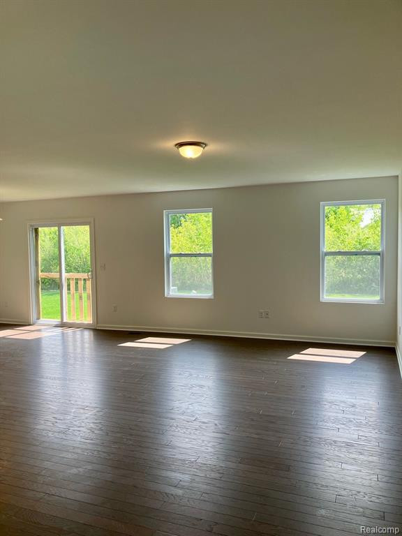 10229 SWAN LAKE Circle, 42, Ypsilanti, MI 48197 — Photo 11