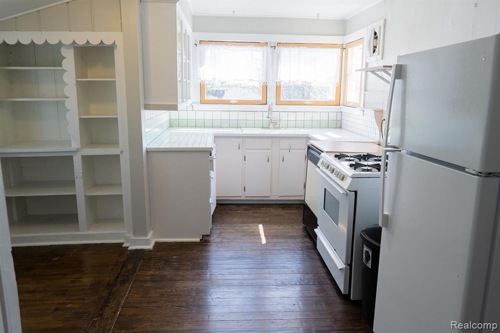314 N Park Street N, Ypsilanti, MI 48198 — Photo 16