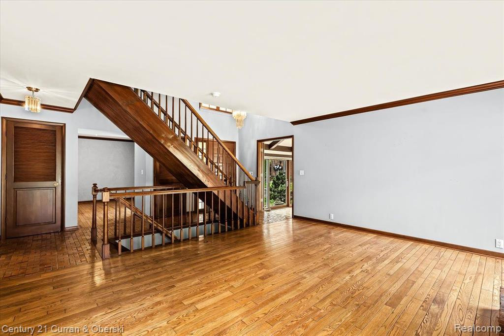 3029 LINDENWOOD Drive, Dearborn, MI 48120 — Photo 13