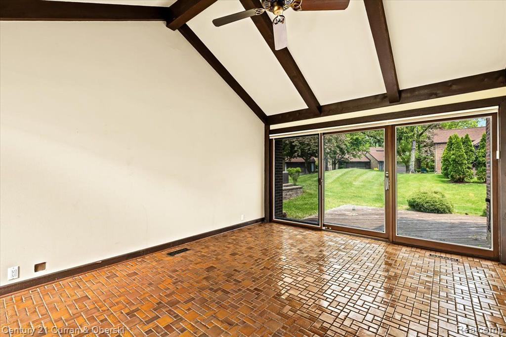 3029 LINDENWOOD Drive, Dearborn, MI 48120 — Photo 14