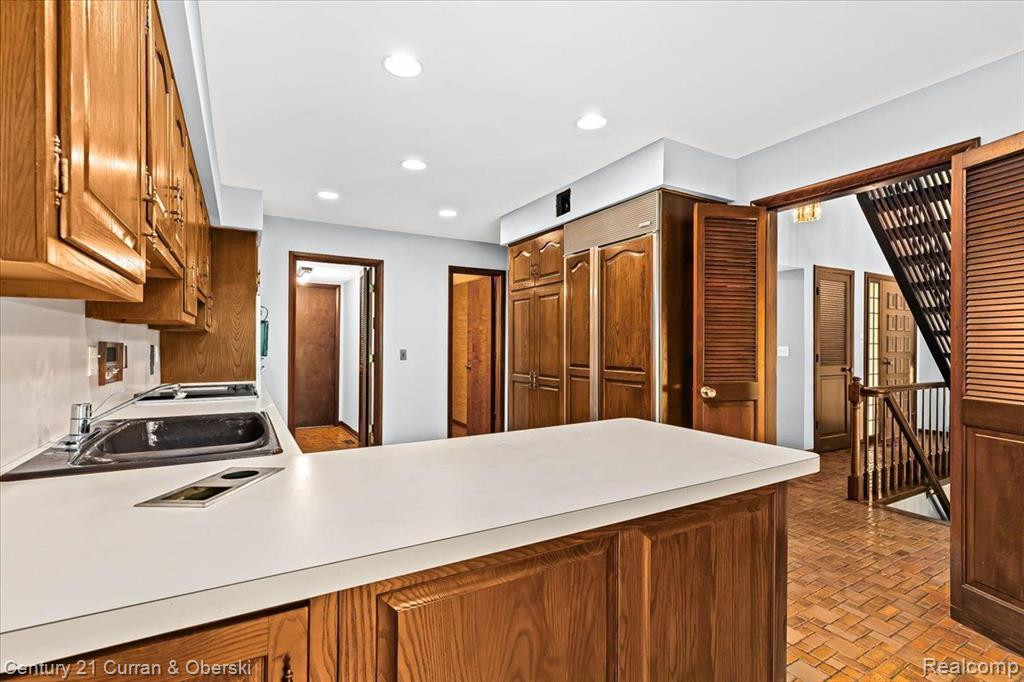 3029 LINDENWOOD Drive, Dearborn, MI 48120 — Photo 20