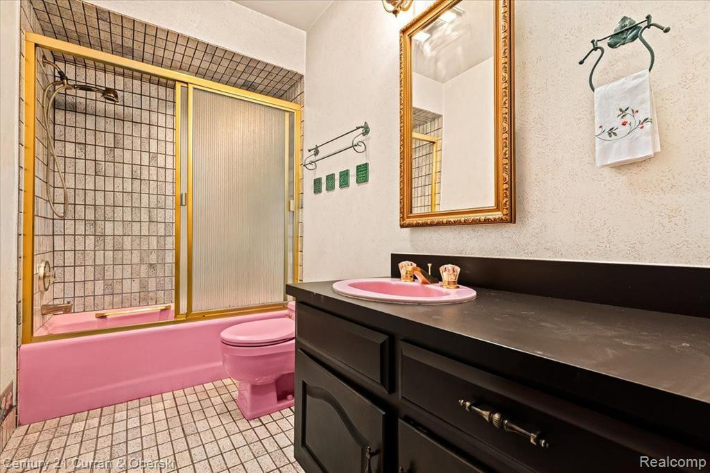 3029 LINDENWOOD Drive, Dearborn, MI 48120 — Photo 35
