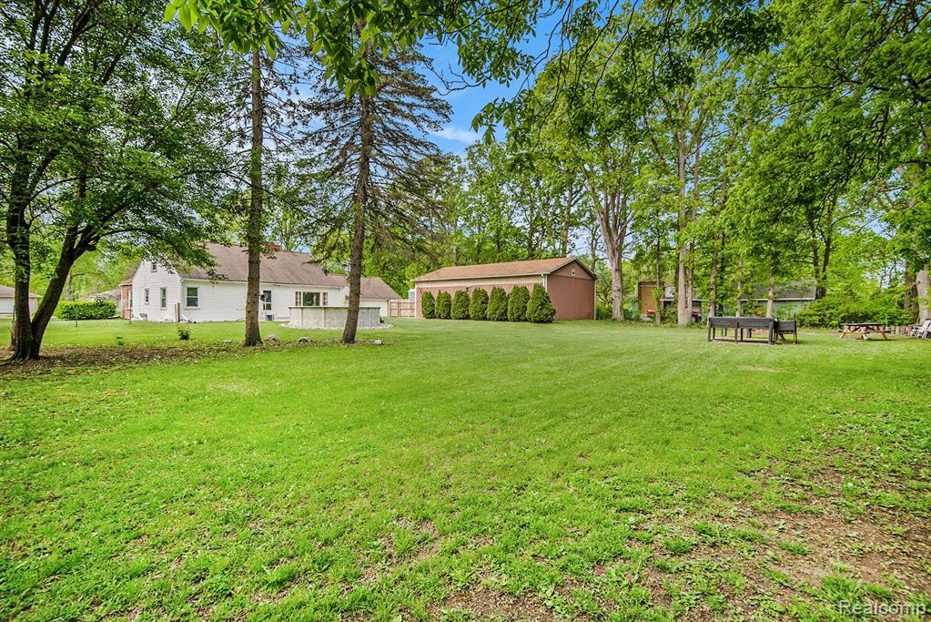 11701 PARK Drive, Lennon Vlg, MI 48449 — Photo 19