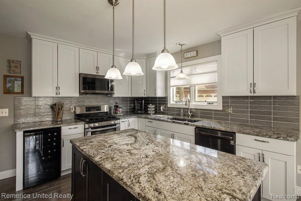7719 PARTRIDGE HILL Drive, Brighton, MI 48116 — Photo 3