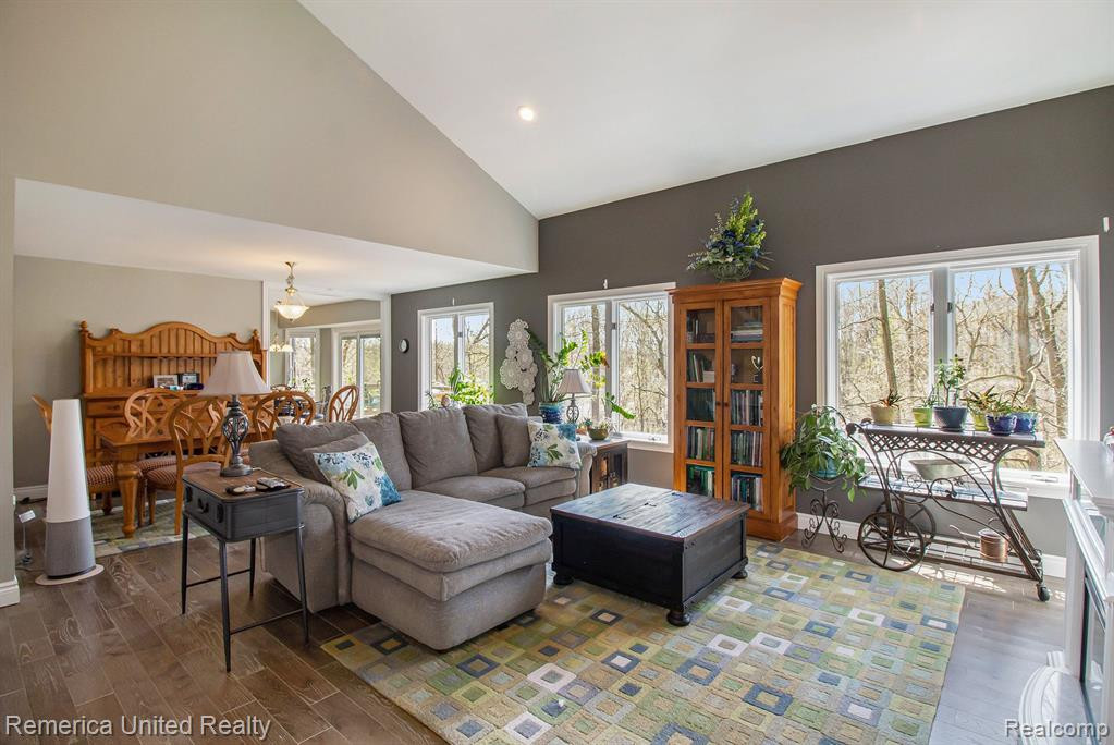 7719 PARTRIDGE HILL Drive, Brighton, MI 48116 — Photo 5