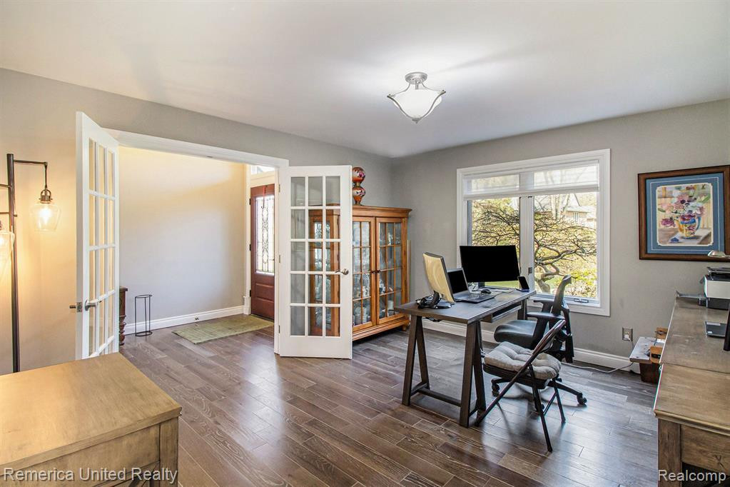 7719 PARTRIDGE HILL Drive, Brighton, MI 48116 — Photo 9