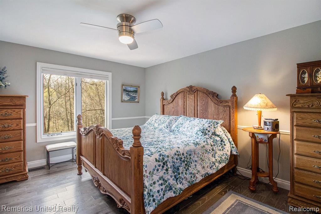 7719 PARTRIDGE HILL Drive, Brighton, MI 48116 — Photo 11