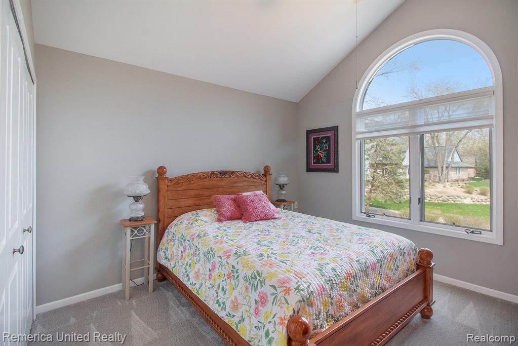 7719 PARTRIDGE HILL Drive, Brighton, MI 48116 — Photo 17