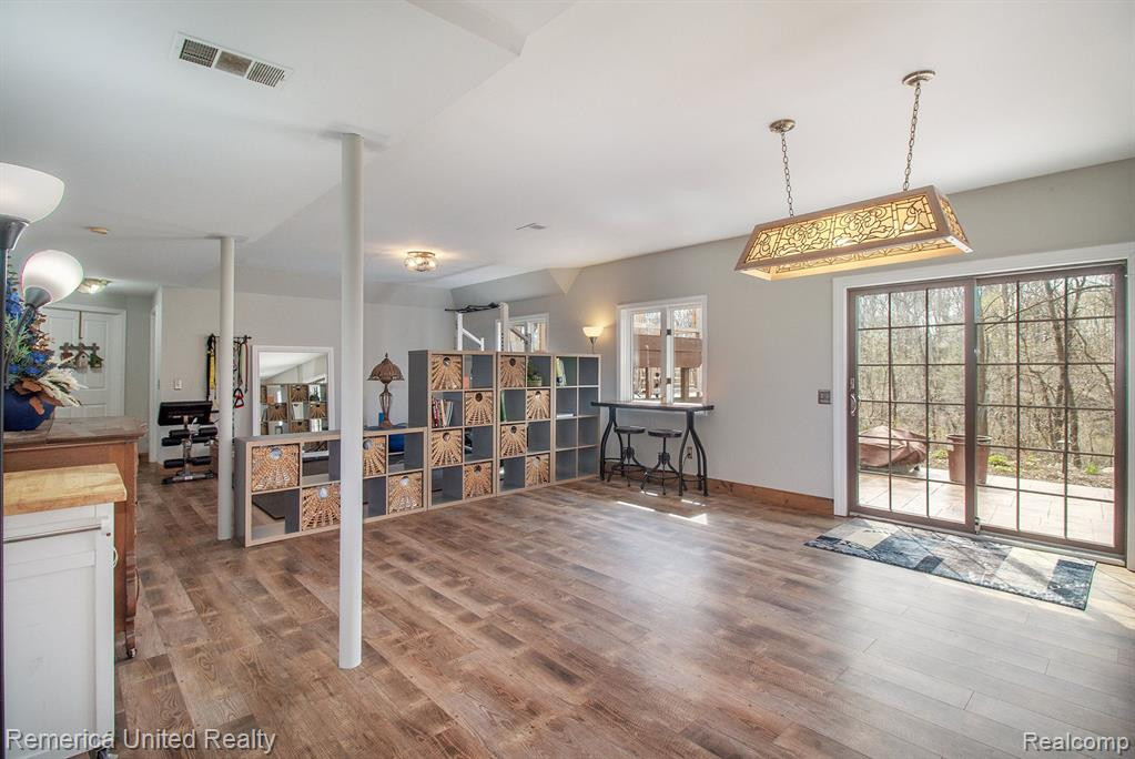 7719 PARTRIDGE HILL Drive, Brighton, MI 48116 — Photo 22