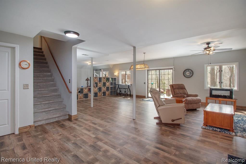 7719 PARTRIDGE HILL Drive, Brighton, MI 48116 — Photo 23