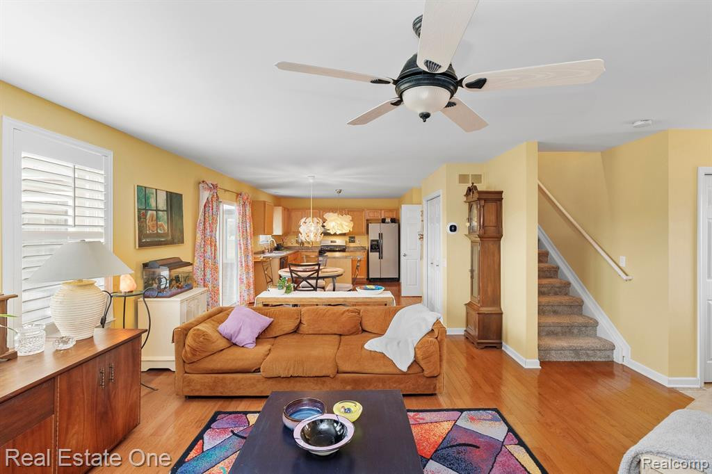 8090 SPRINGWATER Drive, Ypsilanti, MI 48197 — Photo 12