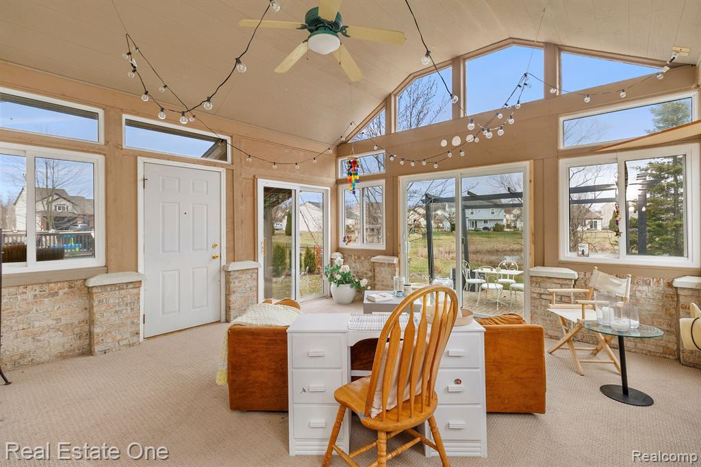 8090 SPRINGWATER Drive, Ypsilanti, MI 48197 — Photo 22