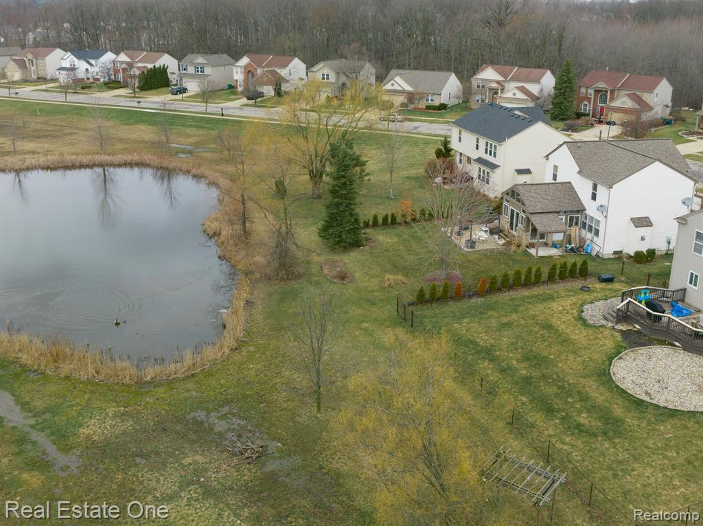 8090 SPRINGWATER Drive, Ypsilanti, MI 48197 — Photo 44