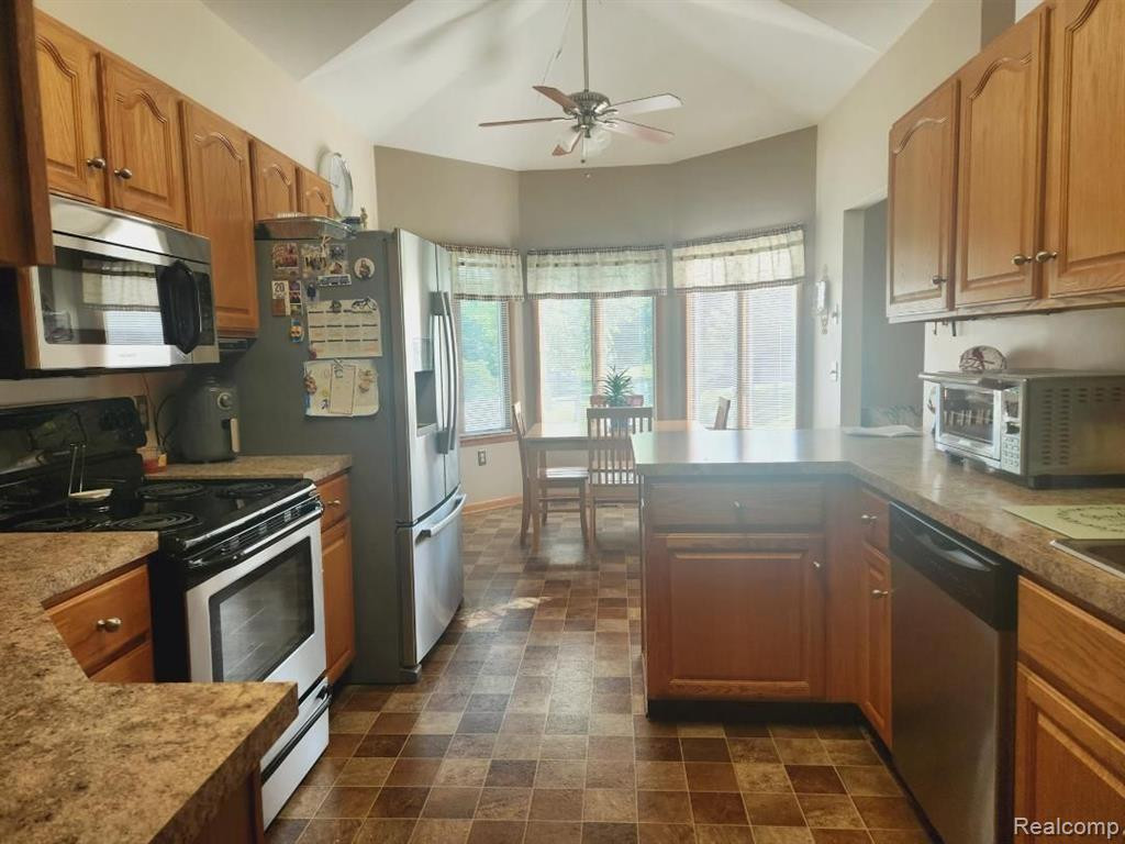 4847 SPRUCE Street, Cass City, MI 48726 — Photo 6