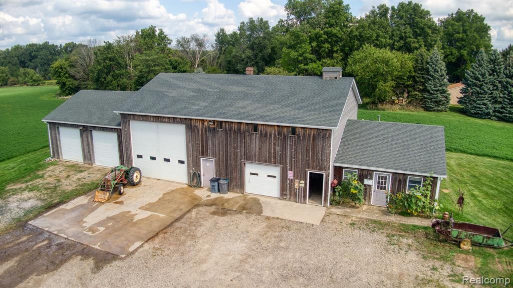 5311 E SHERWOOD Road, Webberville, MI 48892 — Photo 2