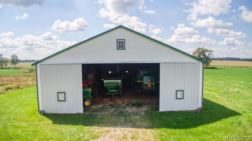 5311 E SHERWOOD Road, Webberville, MI 48892 — Photo 3