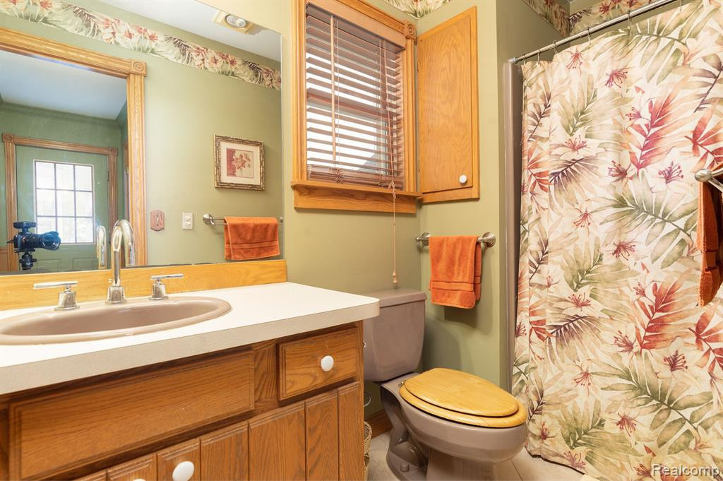 5311 E SHERWOOD Road, Webberville, MI 48892 — Photo 11